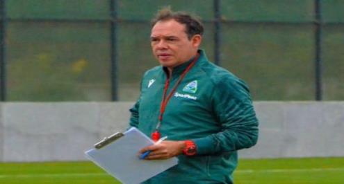 مدرب جورماهيا يكشف ليلا كورة.. حقيقة طلب خوض مباراتي الأهلي في القاهرة